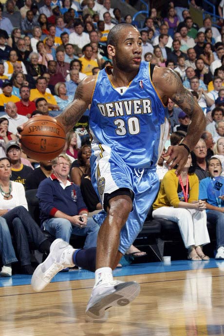 完成或带保 完成或带保